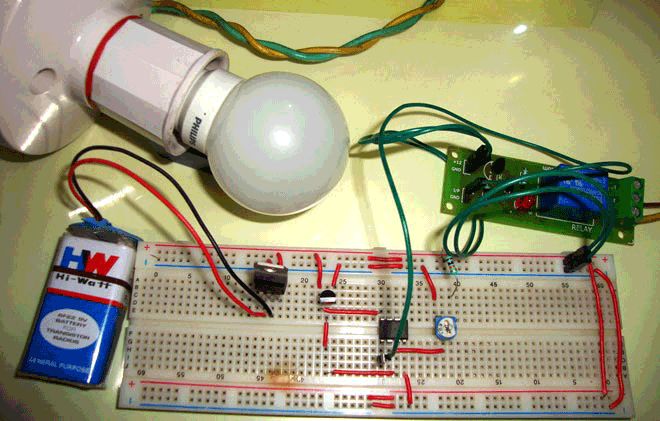 مدار کنترل دما با سنسور LM35 و سوئیچ